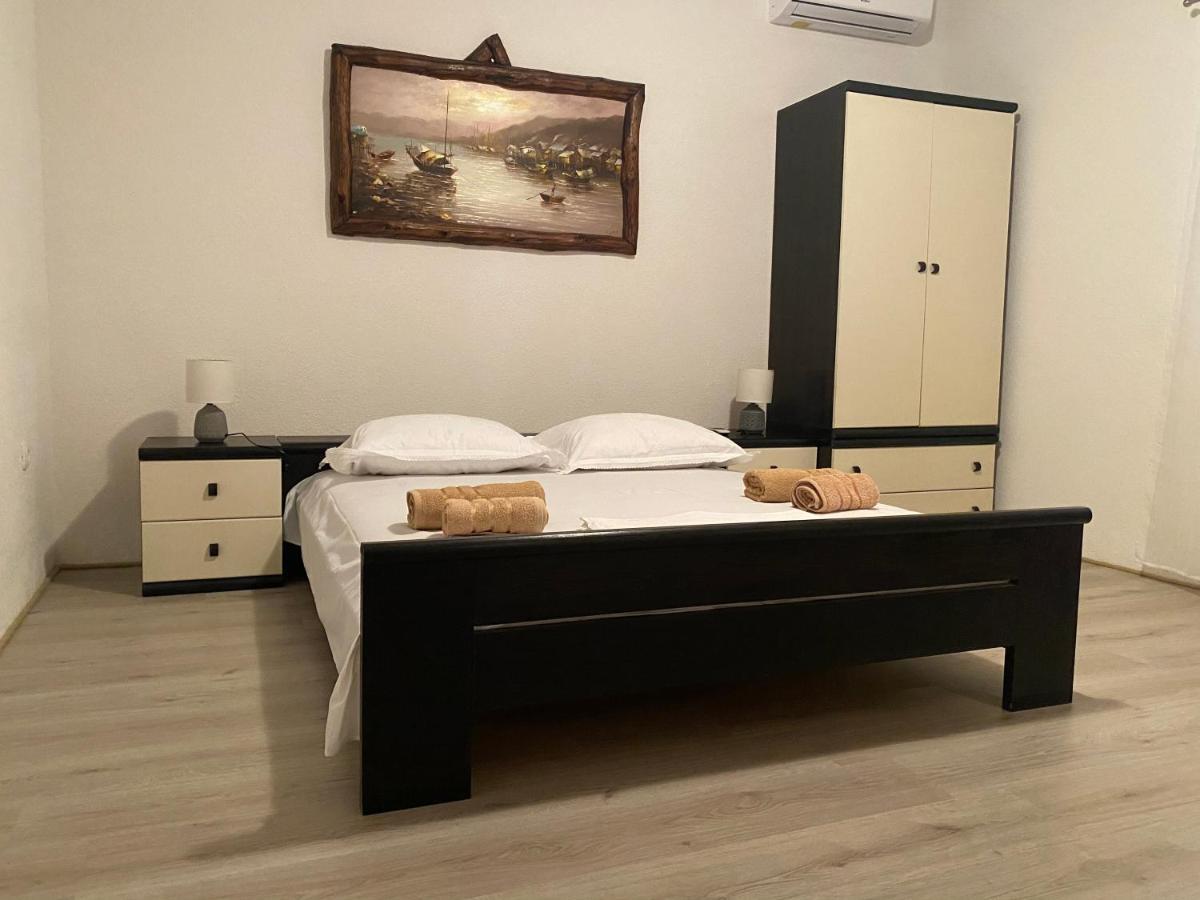 Summer Breeze Baska Voda Luaran gambar